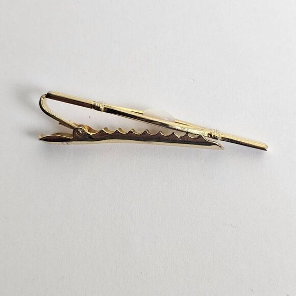 Vintage White Opalescent Glass Mother of Pearl Cabochon Gold Tone Tie Bar Clip - Picture 5 of 8